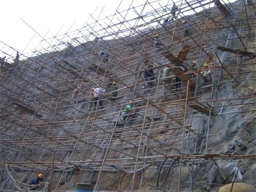 华宁公路桩基检测